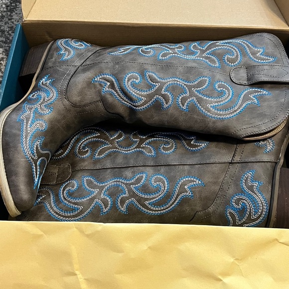 Rollda Cowboy boots size 9 New - Picture 3 of 5